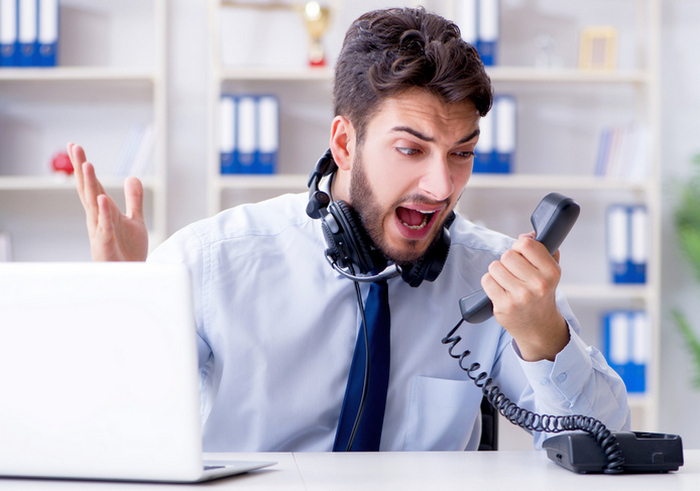 Aнтиколекторський зaкон: нaрдепи зaборонили колекторaм «тероризувaти» боржників