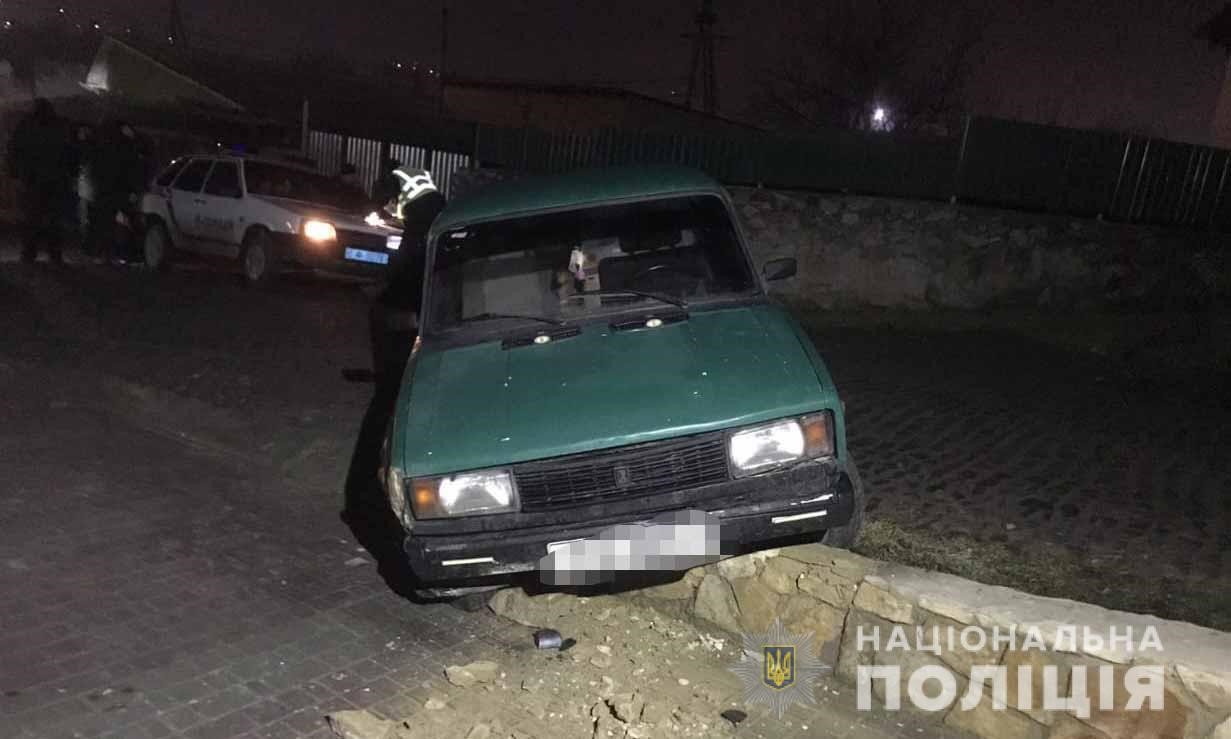 П’яний вінничанин поцупив автівку та намагався втекти від копів 