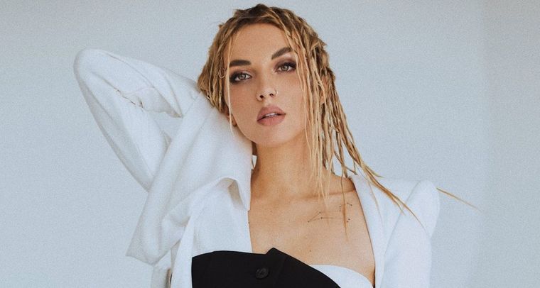 Російську співачку не пустили до України: у чому причина