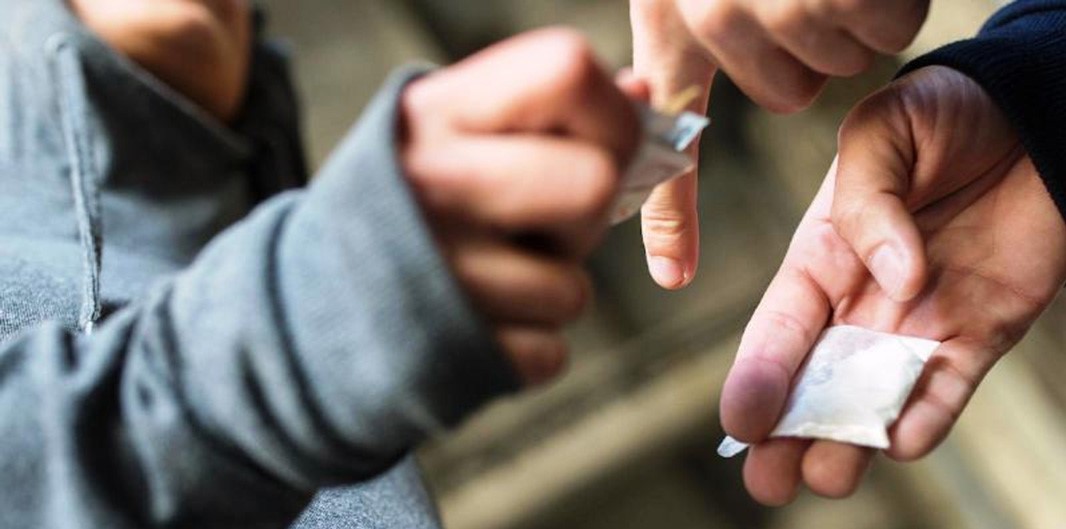 За тиждень затримали 10 наркодилерів: в МВС розповіли про ефективність роботи чат-боту Drug Hunters