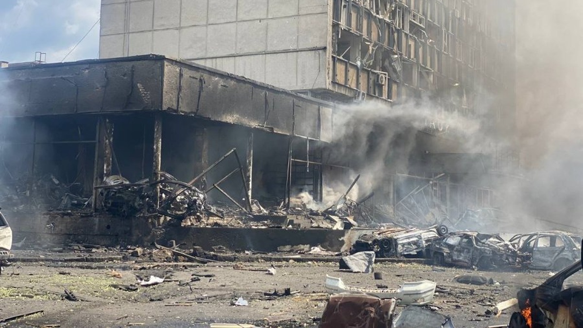 Ракетний удар по Вінниці: поліція ідентифікувала 19 із 23 загиблих
