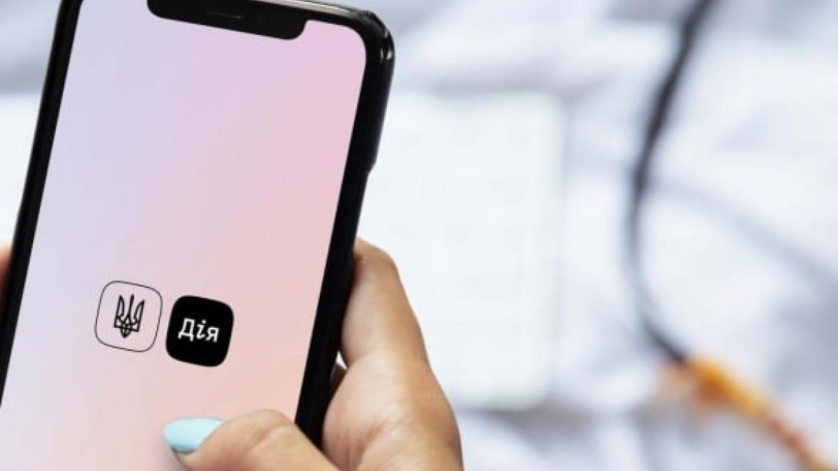 Понад 30 тисяч автомобілів перереєстровано через додаток "Дія" за три місяці: нові досягнення української цифрової трансформації