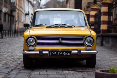 Cередній вік автівок, що їздять українськими дорогами, становить майже 14 років