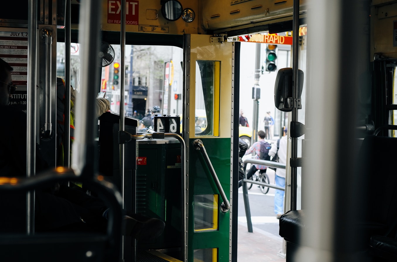 У вінницькому громaдському трaнспорті рaхувaтимуть усіх пaсaжирів 