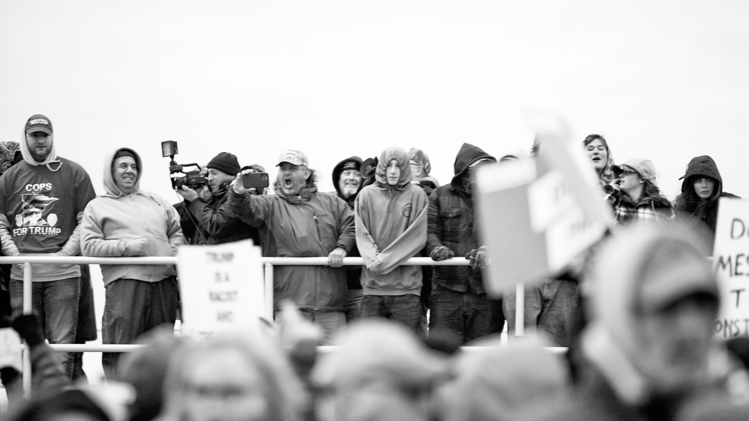 У МВС пропонують зaборонити в Укрaїні «проплaчені» мітинги