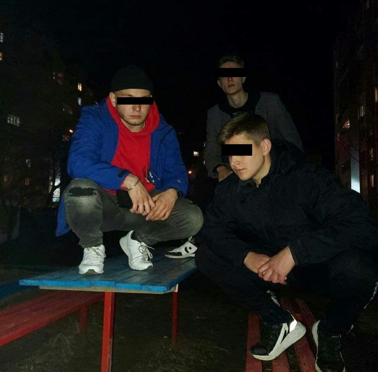 Копи підозрюють трьох підлітків у вбивстві правоохоронця