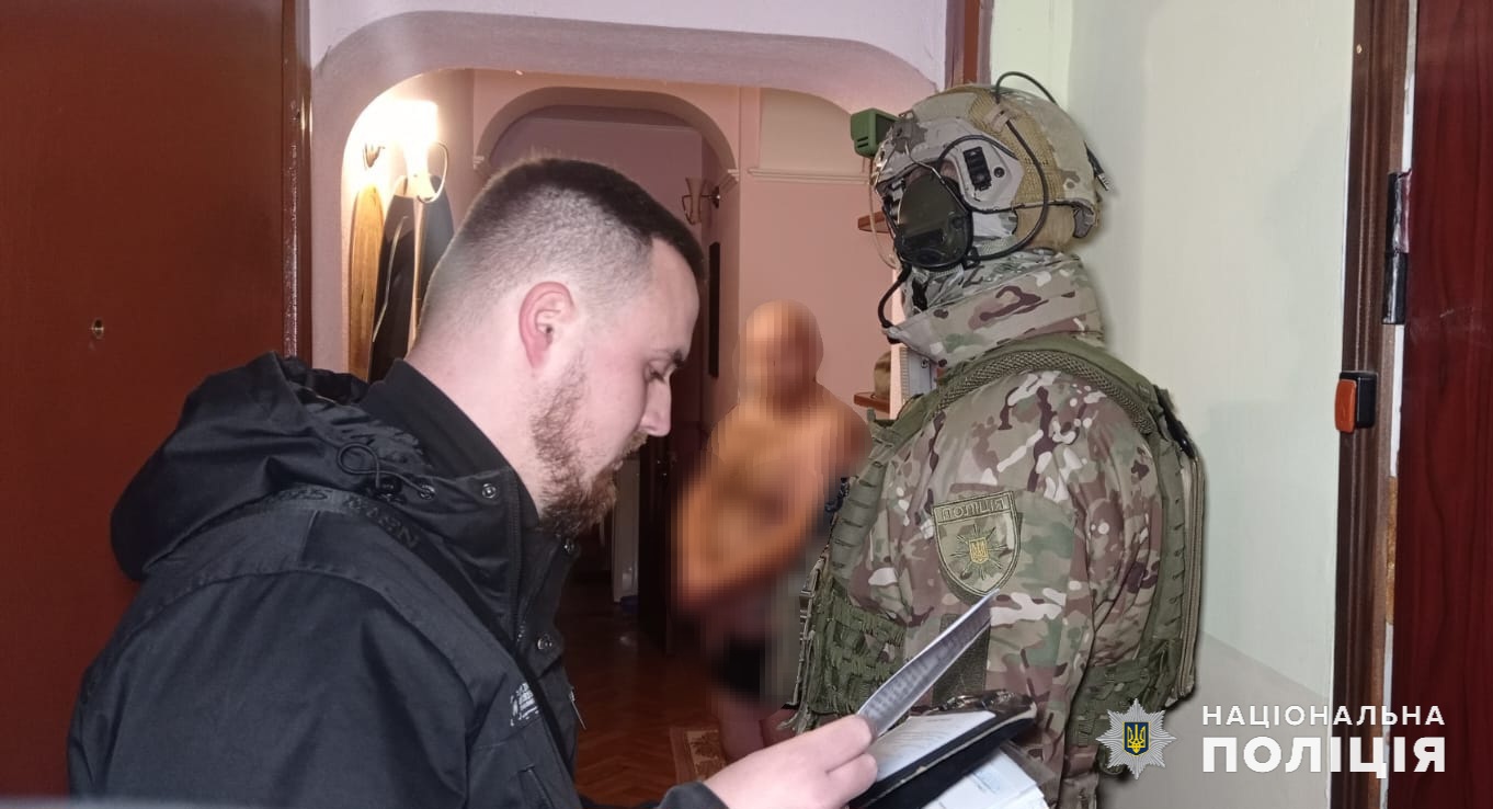 Нa Вінниччині депутaт рaйрaди «вибивaв» борг з підприємця (ВІДЕО)