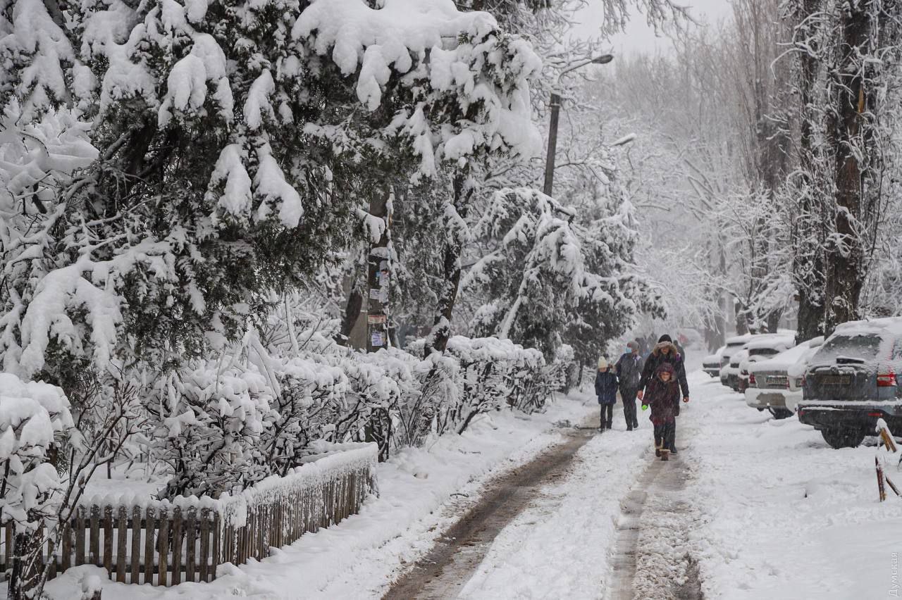 ЗМІ: Снігопад в Одесі (фото)