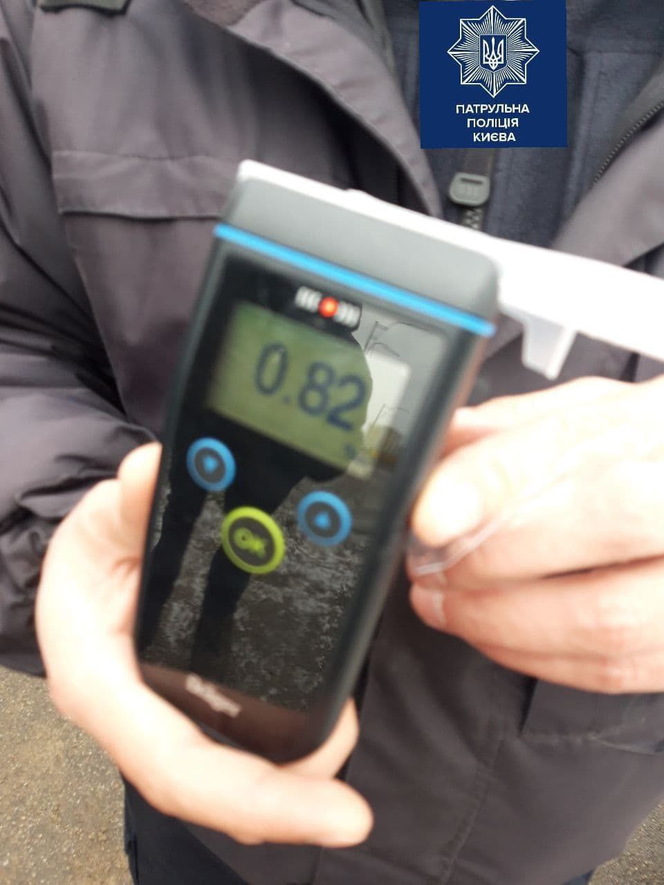 У Києві патрульні виявили п'яного водія маршрутки 