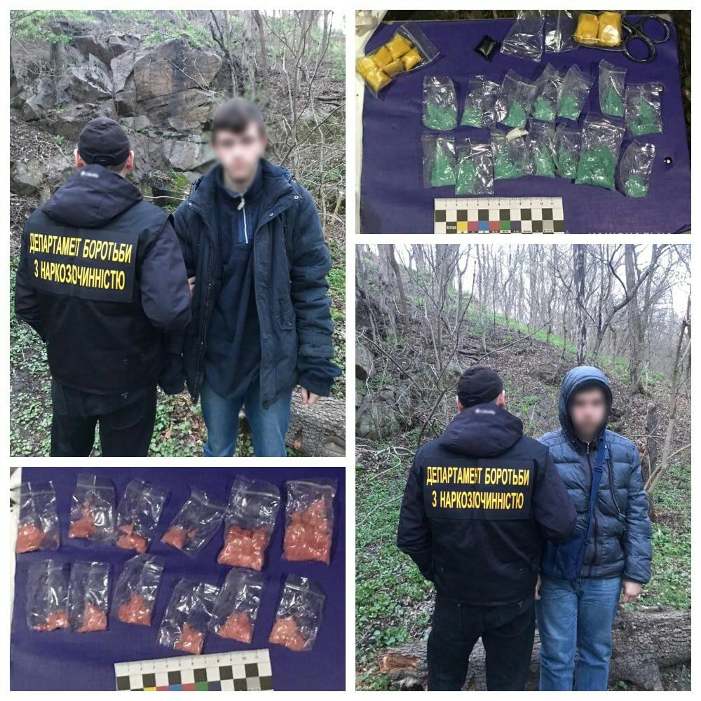 На Вінниччині поліцейські затримали двох неповнолітніх за підозрою у збуті психотропів шляхом закладок