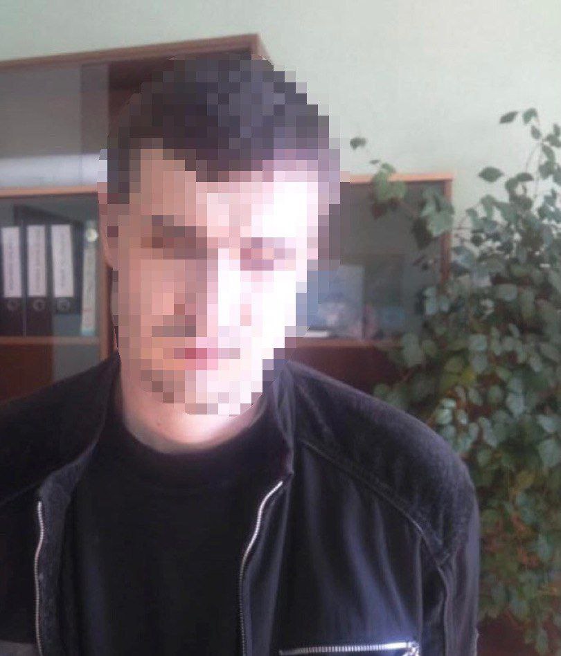 Засуджено молодика, який вчиняв сексуальне насильство у жіночих вбиральнях ТЦ