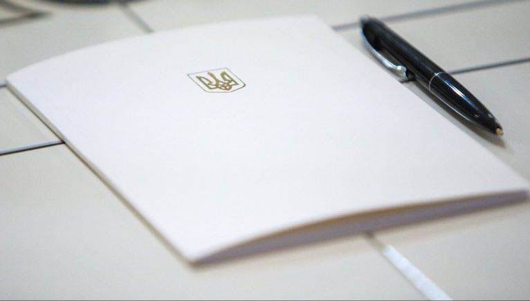 Президент України підписав Закон про заборону продажу ліків дітям