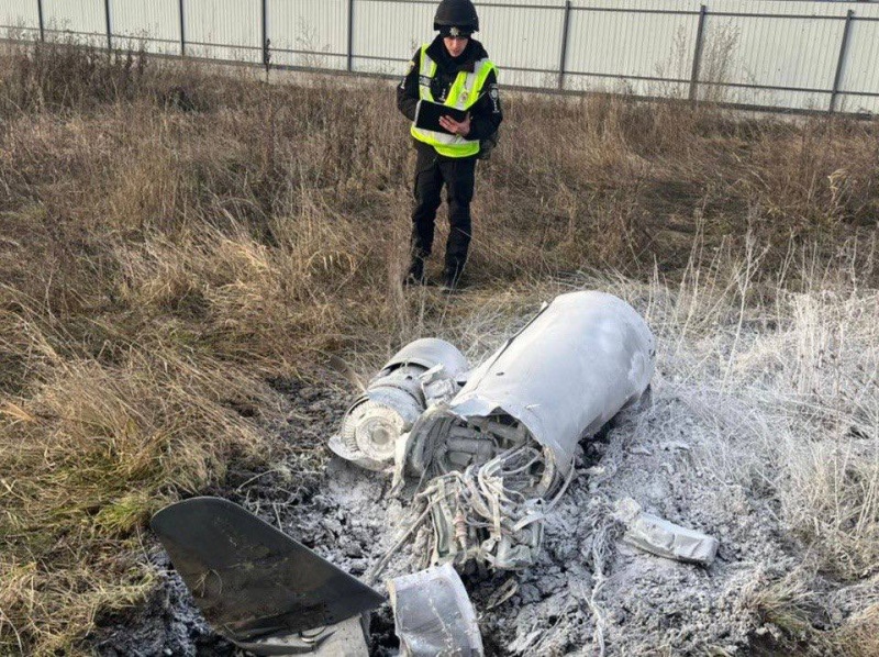 Копи розповіли про руйнувaння тa покaзaли нaслідки обстрілів Київщини