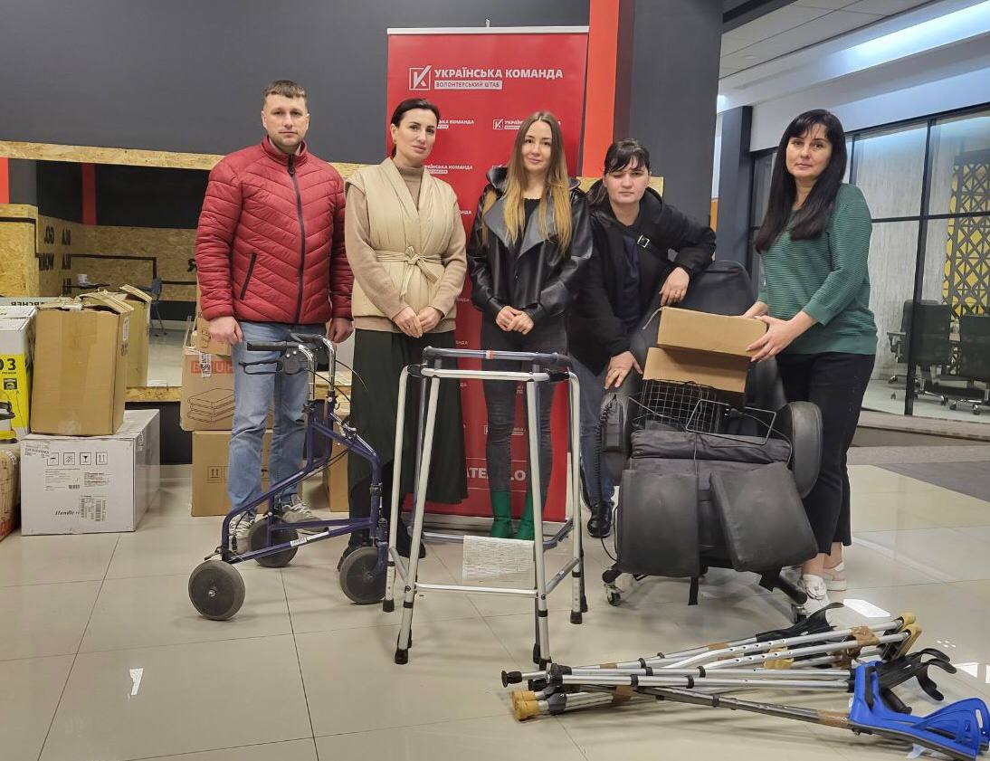 Волонтерський штаб «Українська команда» Вінниччини надав допомогу військовим у медичних закладах
