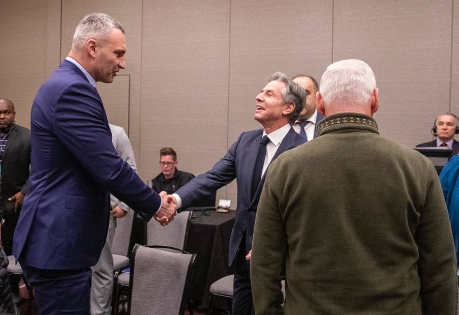 Кличко на зустрічі з Блінкеном: Країна-терорист росія має бути покарана, воєнні злочинці – притягнуті, нарешті, до відповідальності! 