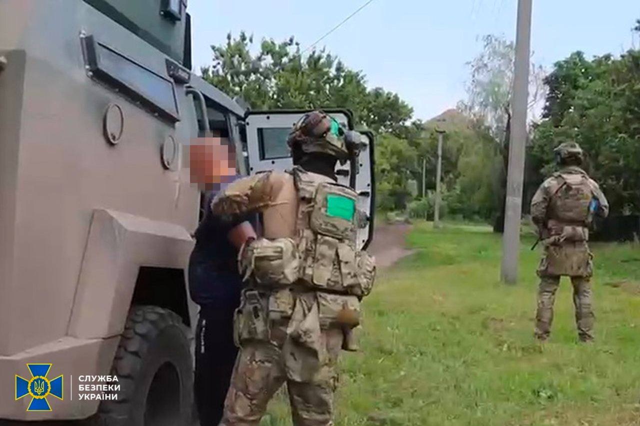 СБУ затримала зрадника, який «зливав» позиції української артилерії під Бахмутом