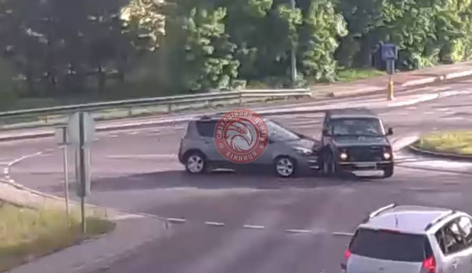 Ранкове зіткнення на Гніванському шосе обійшлося без постраждалих