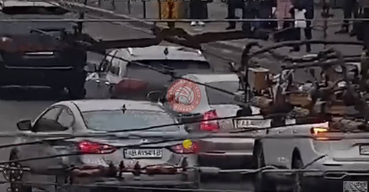 Аварія на вулиці Пирогова: обійшлося без виклику поліції