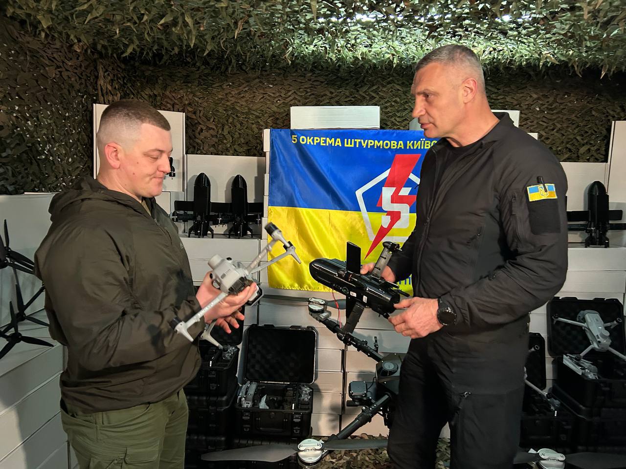 Київ передав на фронт майже дві тисячі дронів для 5-ї штурмової бригади
