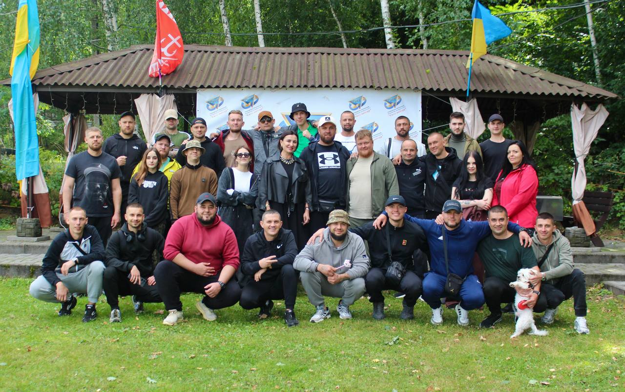 На Вінниччині відкрили перший спортивно-терапевтичний табір для людей, які одужують від залежностей