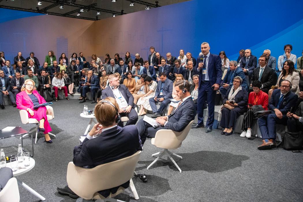 Кличко на Міжнародній конференції з відновлення України взяв участь в обговоренні розвитку самоврядування 