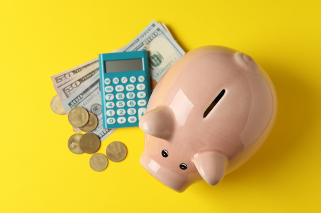 Зростуть пенсії та вартість проїзду: урядовці розповіли, які закони вступлять в дію з 1 березня 