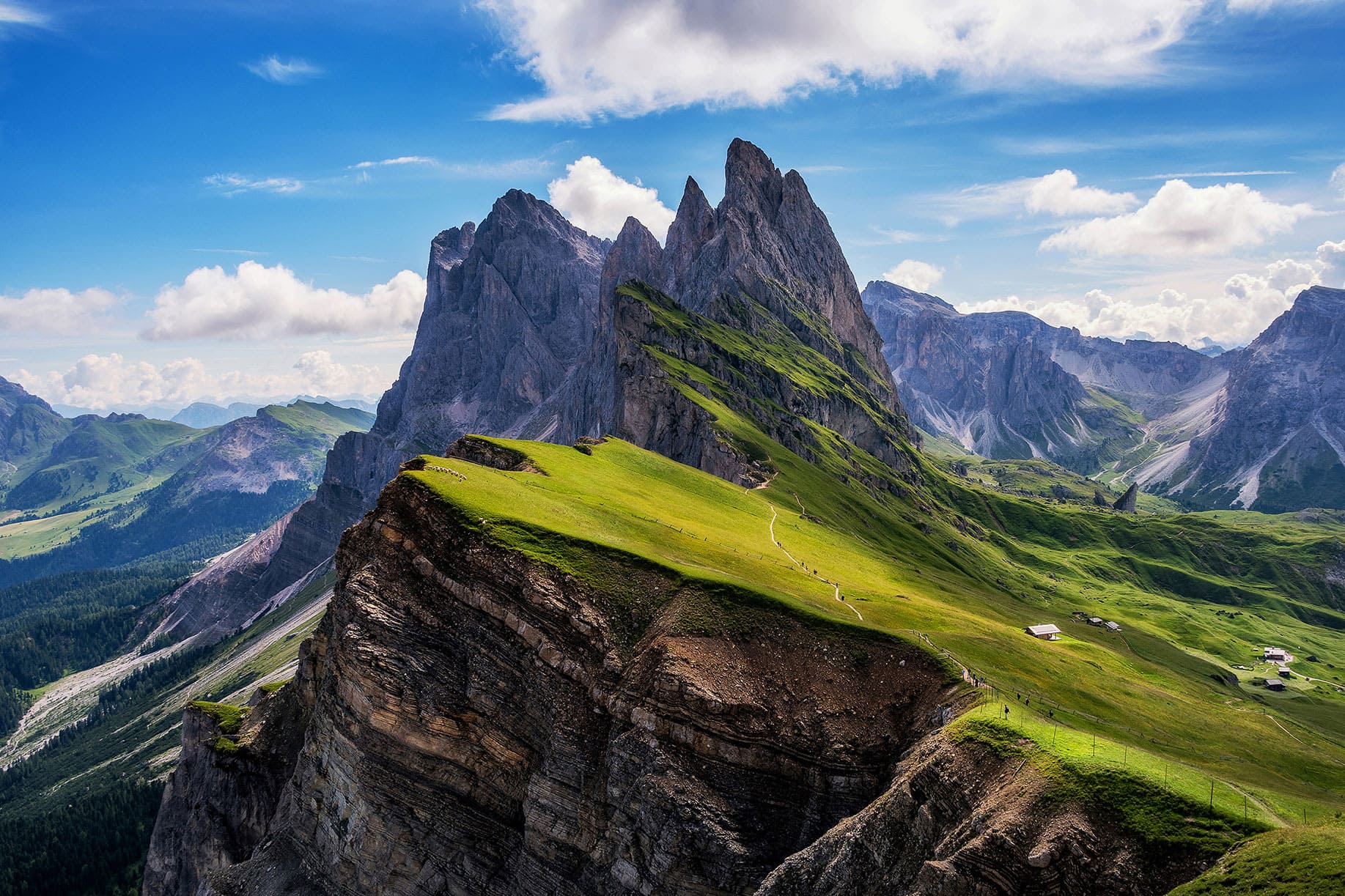 В Альпах на смерть замерзли дві жінки