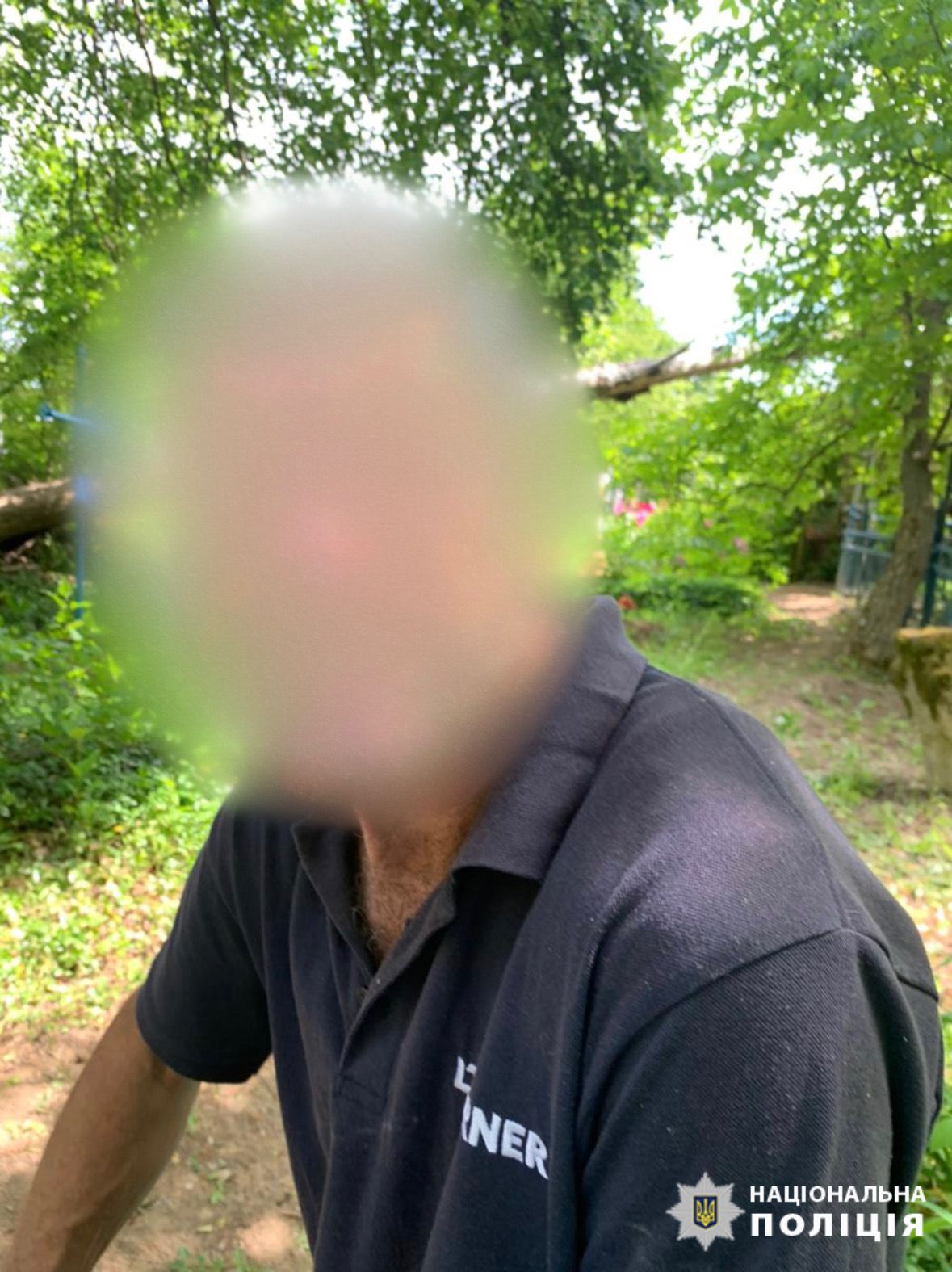 Жмеринчанин намагався підзаробити на кладовищі