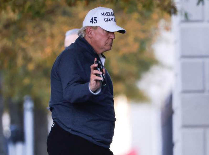 Соцмережі Дональда Трампа втратять спеціальний статус 