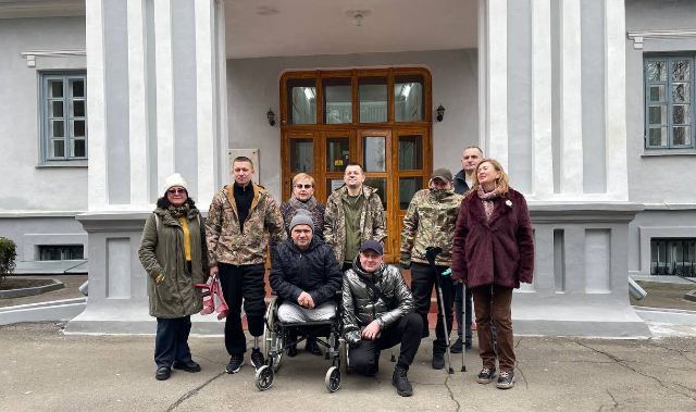 У музеї  Пирогова у Вінниці  встановили підйомник для людей з інвалідністю