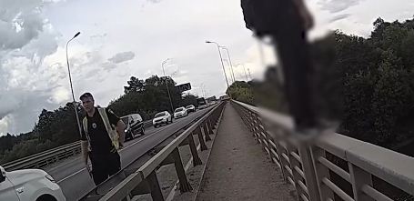 Вінницькі копи запобігли спробі самогубства