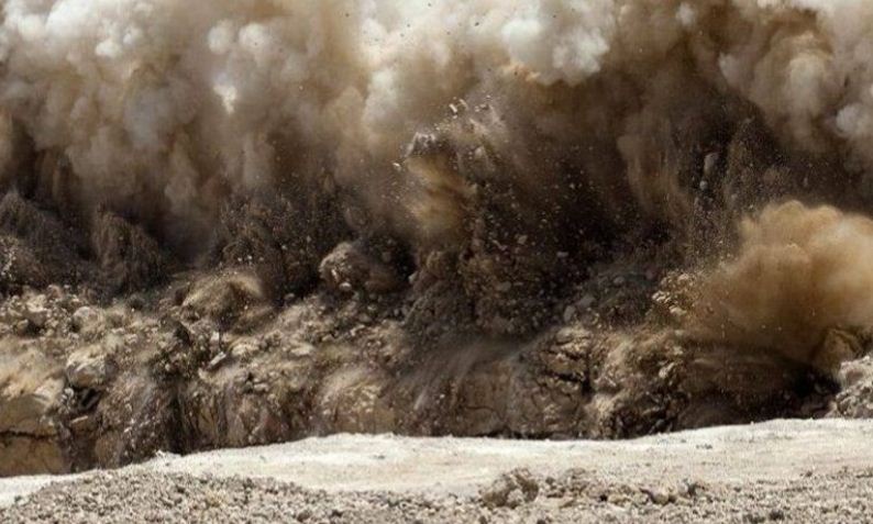 Вінничан попереджають про планові вибухи в гранітному кар‘єрі