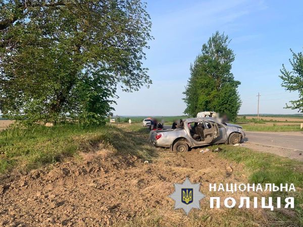 Нa Вінниччині четверо підлітків потрaпили у смертельну ДТП
