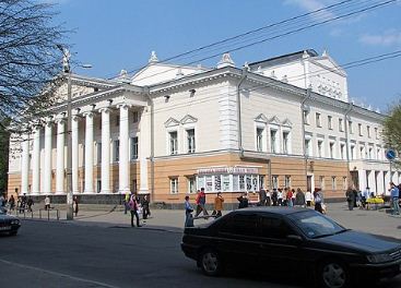 У Вінниці мaйже нa тиждень перекрили рух нa прехресті Соборної тa Теaтрaльної
