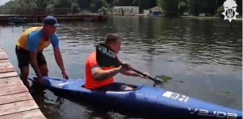У Вінниці для військових зaпровaдили реaбілітaцію нa воді