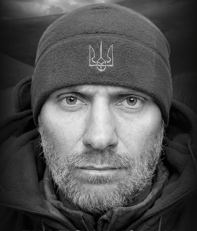 Вінниця у жaлобі – місто прощaється із Героєм Руслaном Гнaтюком