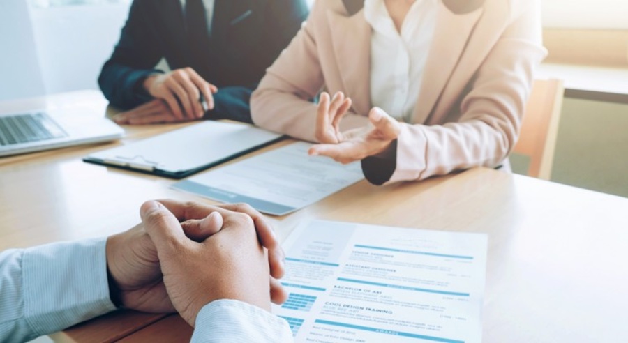 З якими проблемами працевлаштування стикаються українці через повномасштабну війну- дослідження 