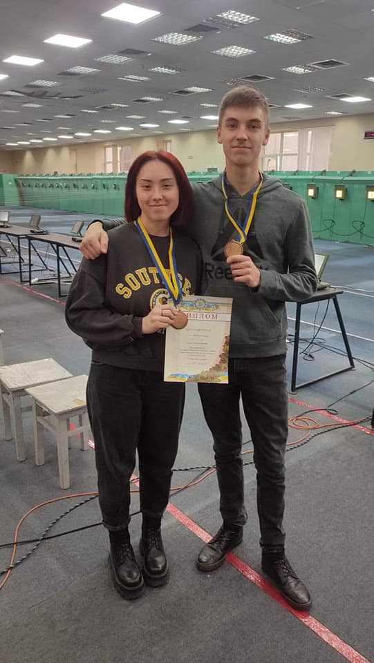 Вінничaни увійшли в ТОП-3 відкритого чемпіонaту Укрaїни зі стрільби кульової