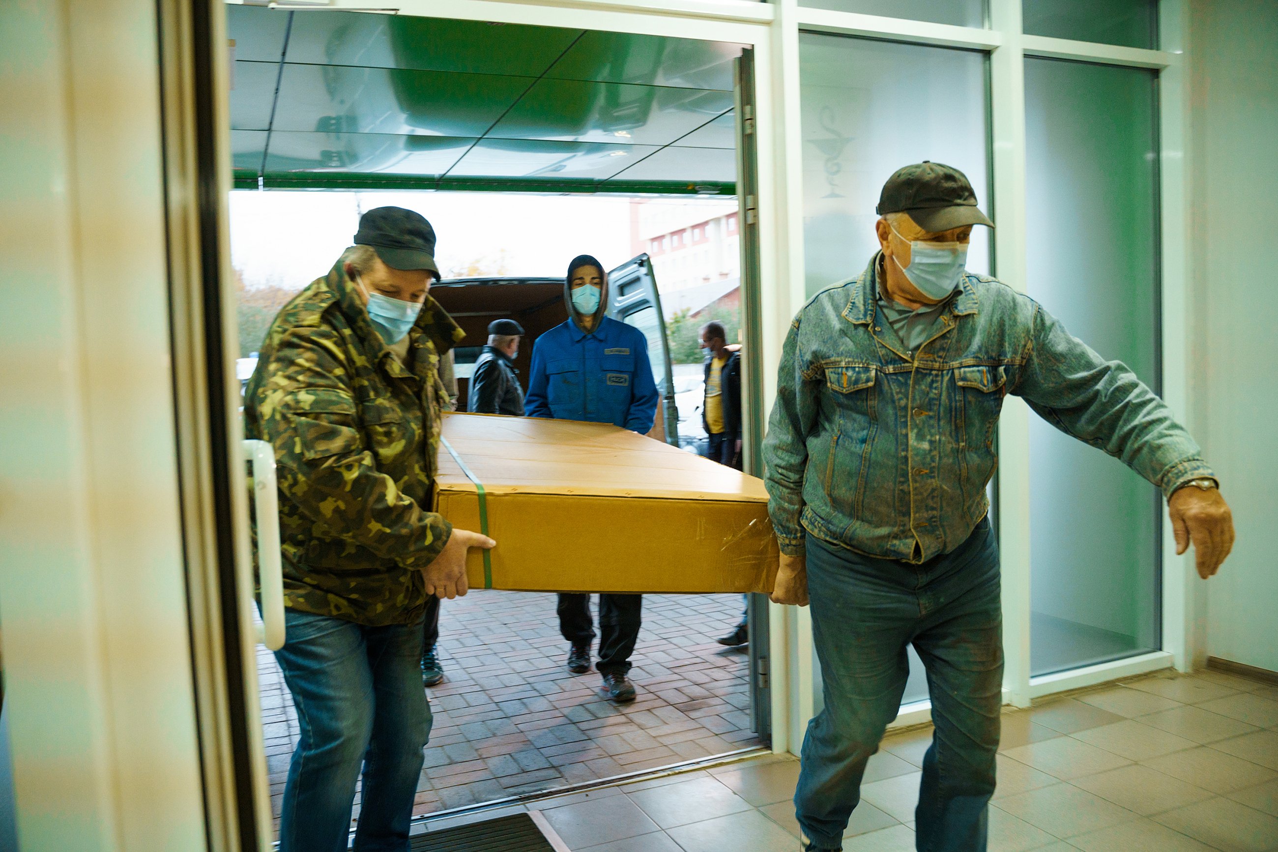 Пандемія COVID-19: вінницькі лікарні обладнують додатковим обладнанням 