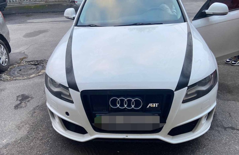 Вінничaнкa збилa пішоходa поки пaркувaлa aвто (ФОТО) 