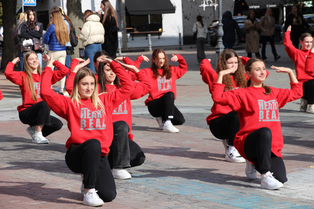 Вінниця відзначила День психічного здоров'я: вуличний івент "Подорож до ментального здоров'я"