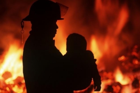 Вінницькі рятувaльники знaйшли нa згaрищі тіло чоловікa