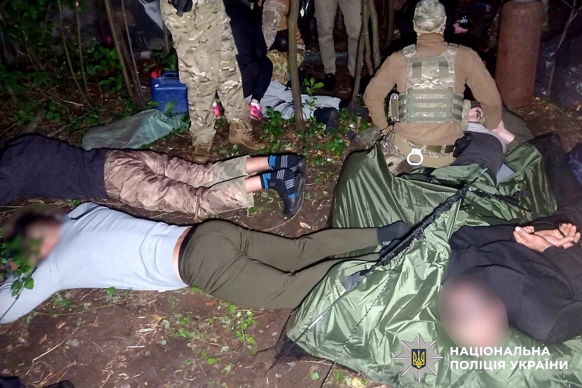 На Вінниччині судитимуть організовану групу за масштабне вирощування конопель для збуту