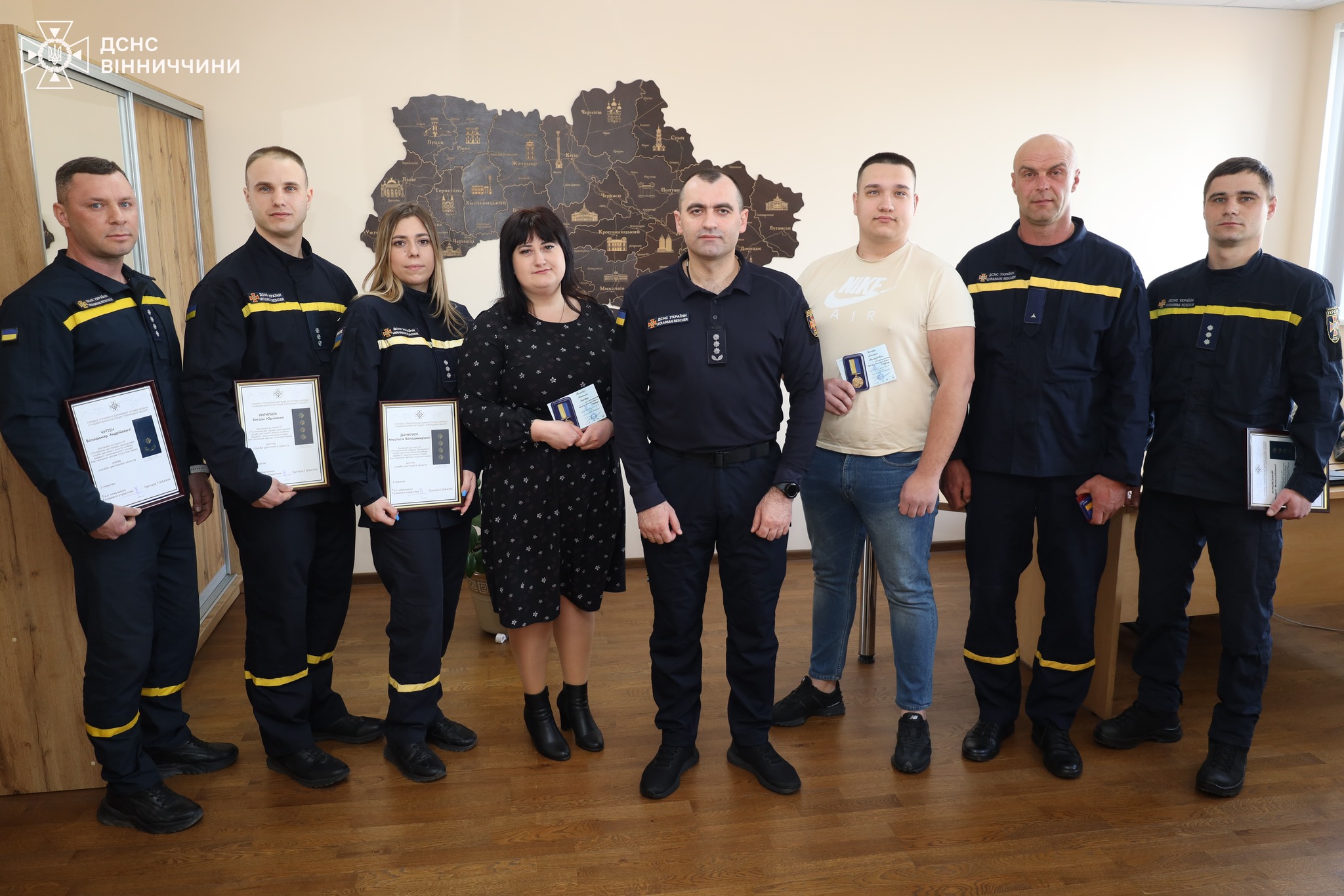 Герої серед нас: вінничани отримали нагороди за врятовані життя