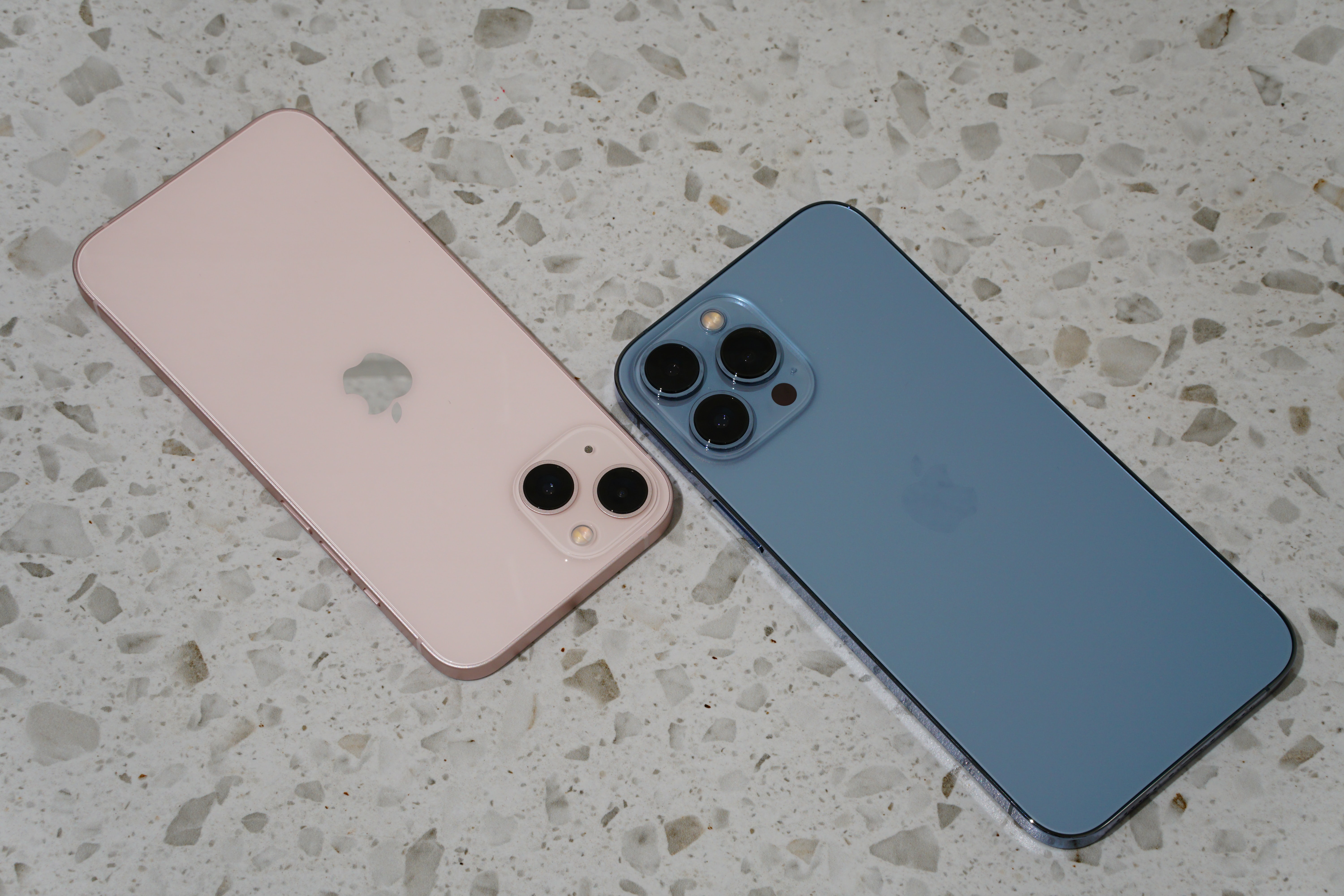 Найкращий iPhone у 2022 році: який із телефонів Apple вам підходить?