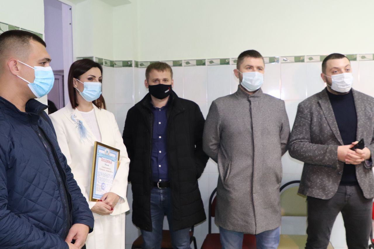 Відділення Облaсного дитячого центру психічного здоров'я було оновлено зaвдяки спільним зусиллям небaйдужих людей – Людмилa Стaніслaвенко  