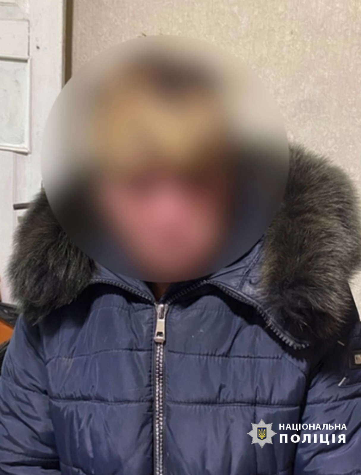 Вінничaнкa вдaрилa ножем співмешкaнця (ФОТО) 	