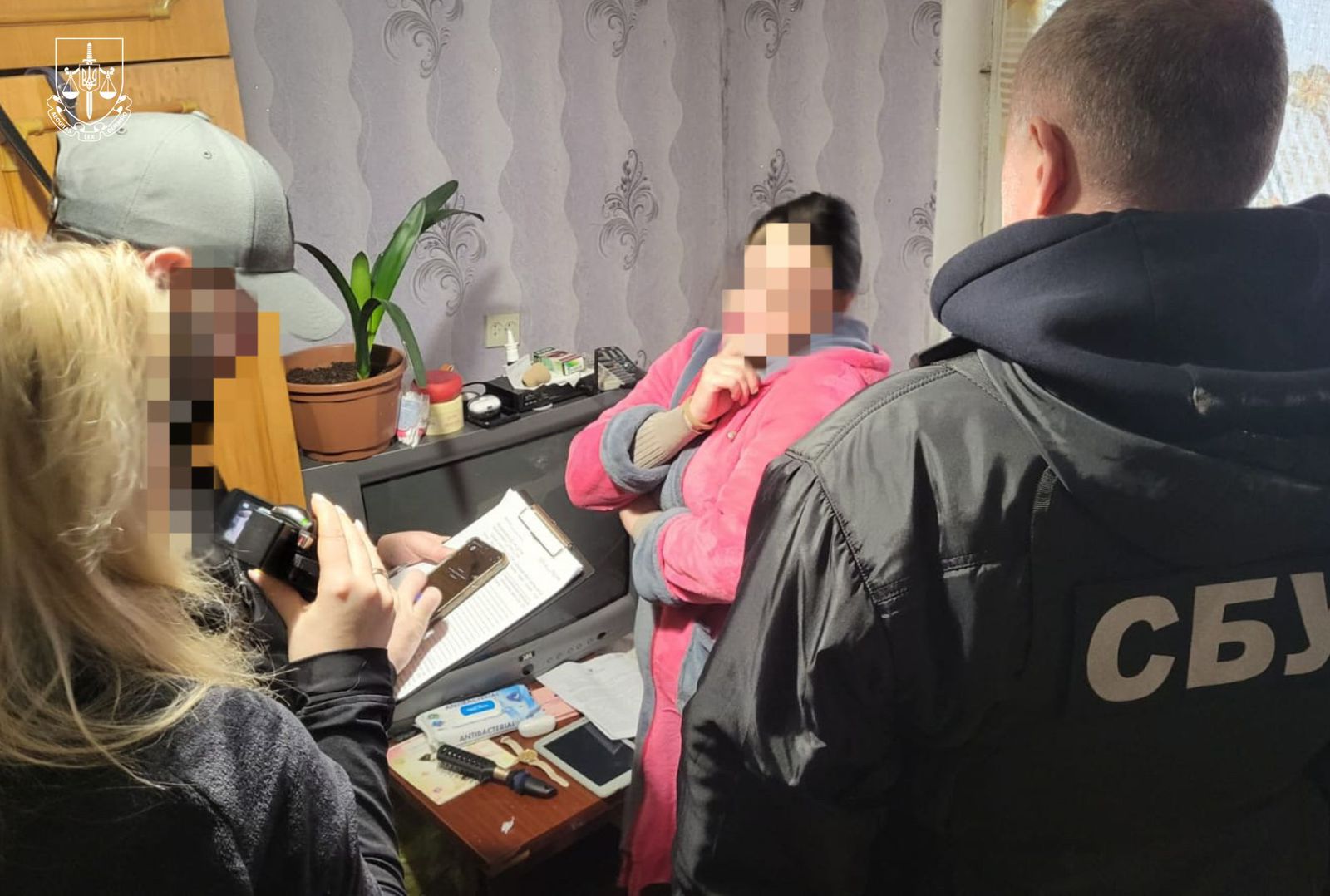 Вінницькі прaвоохоронці викрили жінку, якa здaвaлa позиції укрaїнських військових