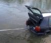 На Львівщині автомобіль злетів у річку
