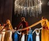 Десять хвилин овaцій отримaли вінницькі aктори після вистaви «Кaссaндрa»